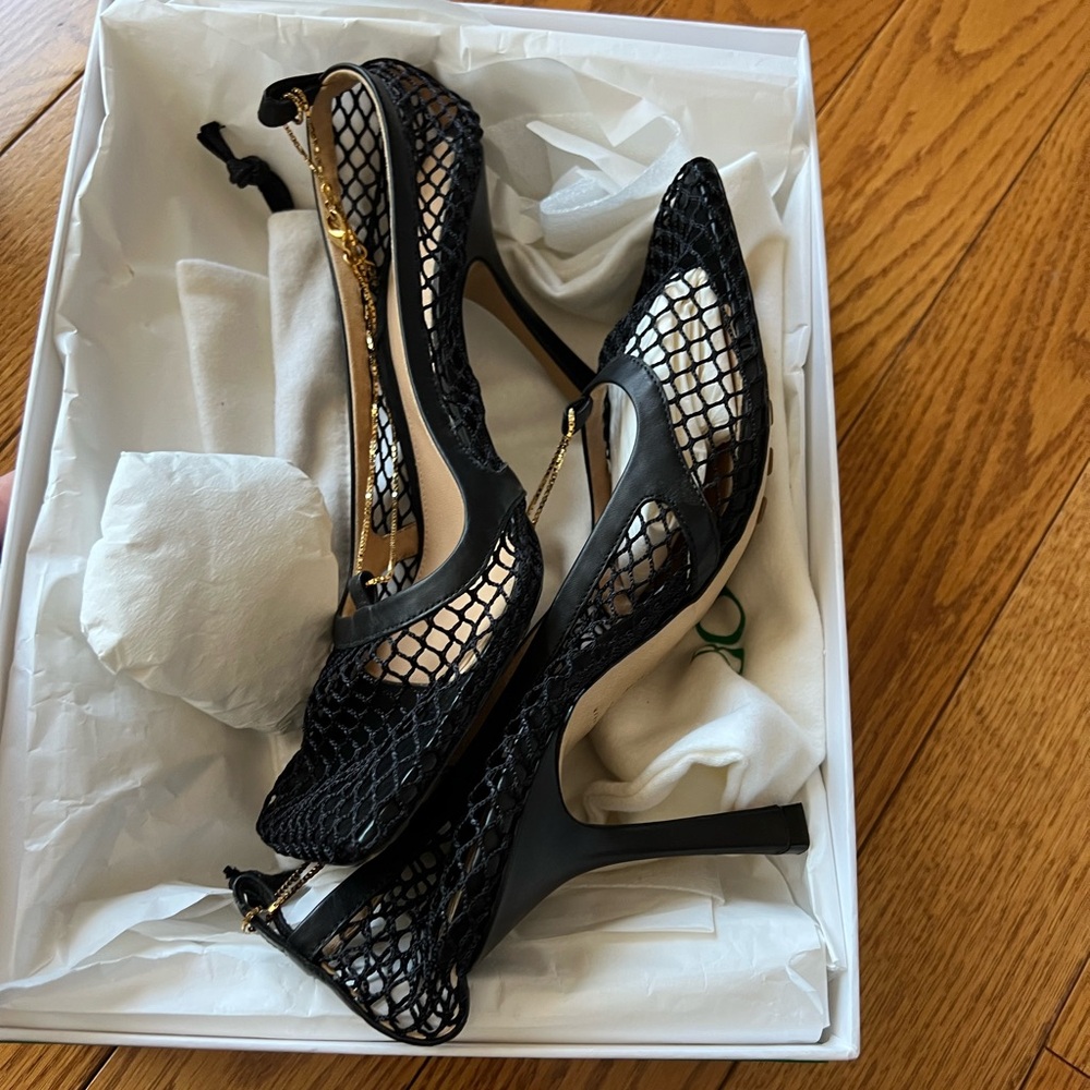 Bottega Veneta Stretch Square-Toe Mesh Pumps